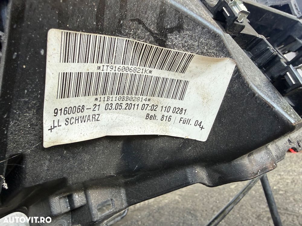 Planșă bord BMW Seria 7 F01 / F02 (cu HUD) - Volan pe stânga LHD Cu un defect - 4