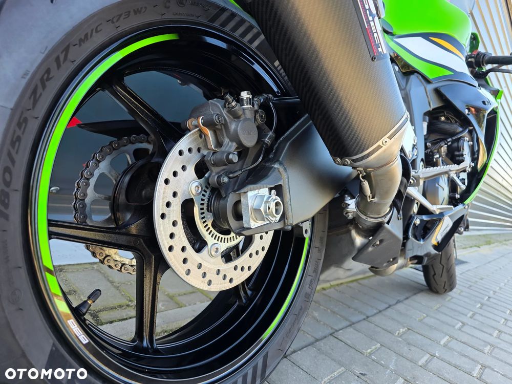 Kawasaki ZX - 21