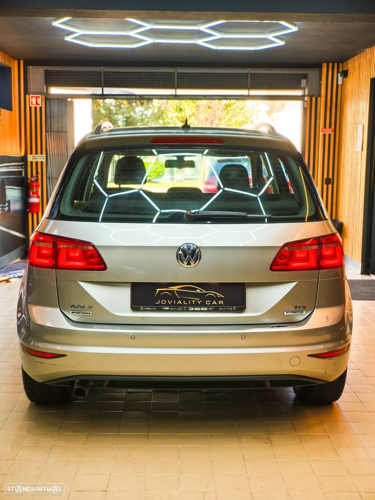 VW Golf Sportsvan - 12