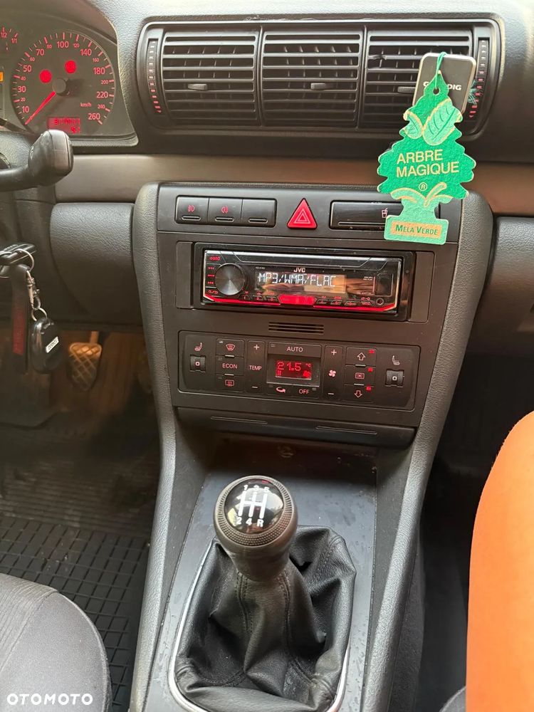 Audi A4 ver-2-4-quattro - 18