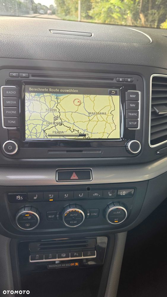 Volkswagen Sharan - 8