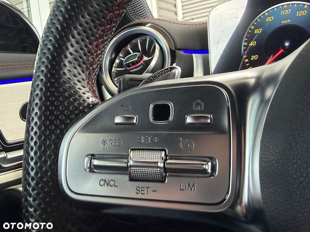 Mercedes-Benz CLA - 22