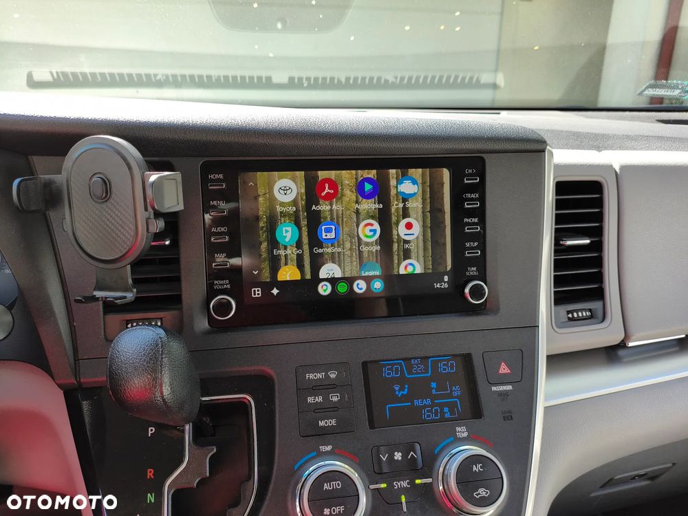 Toyota Sienna 3.5 V6 - 22