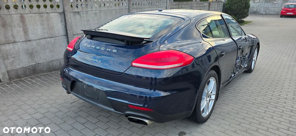 Porsche Panamera 4 PDK - 5
