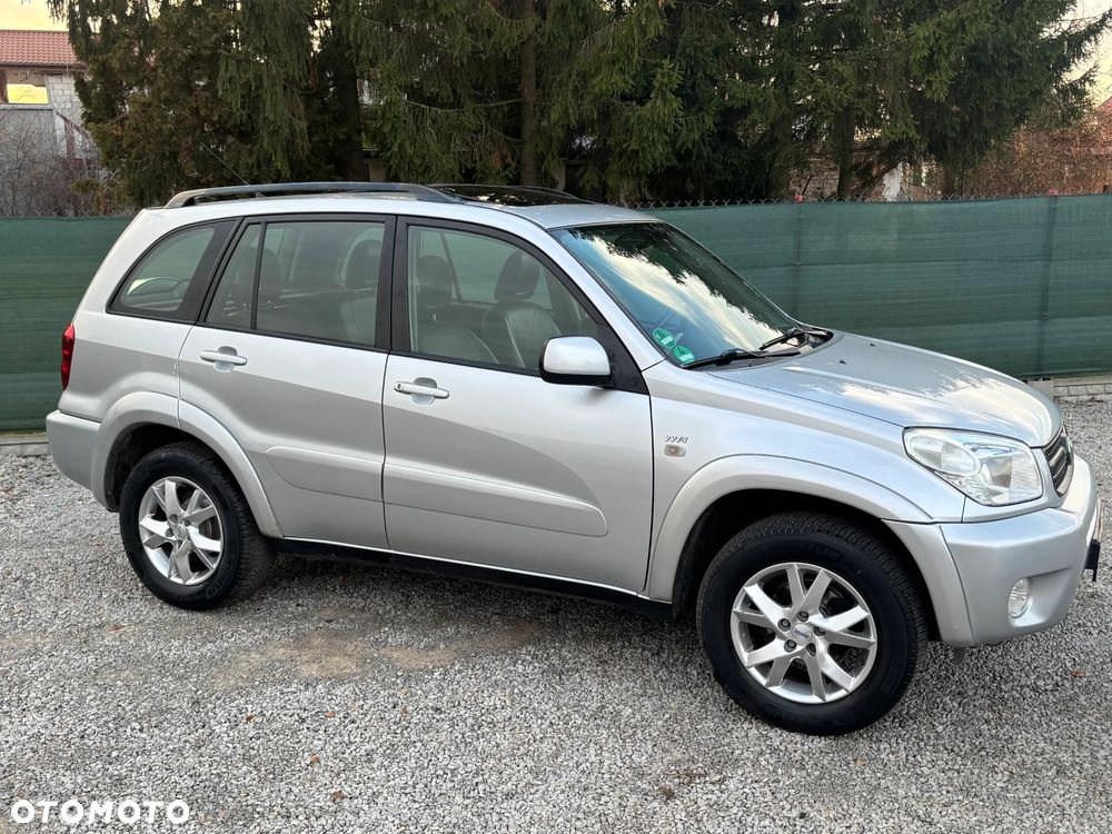 Toyota RAV4 - 2