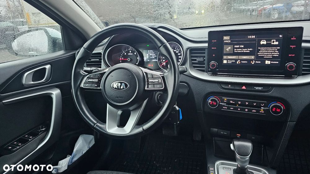 Kia Ceed 1.6 CRDi SCR M DCT - 12