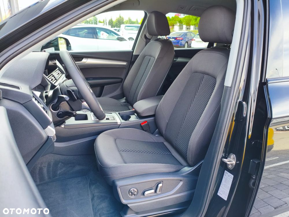 Audi Q5 40 TFSI quattro S tronic - 9