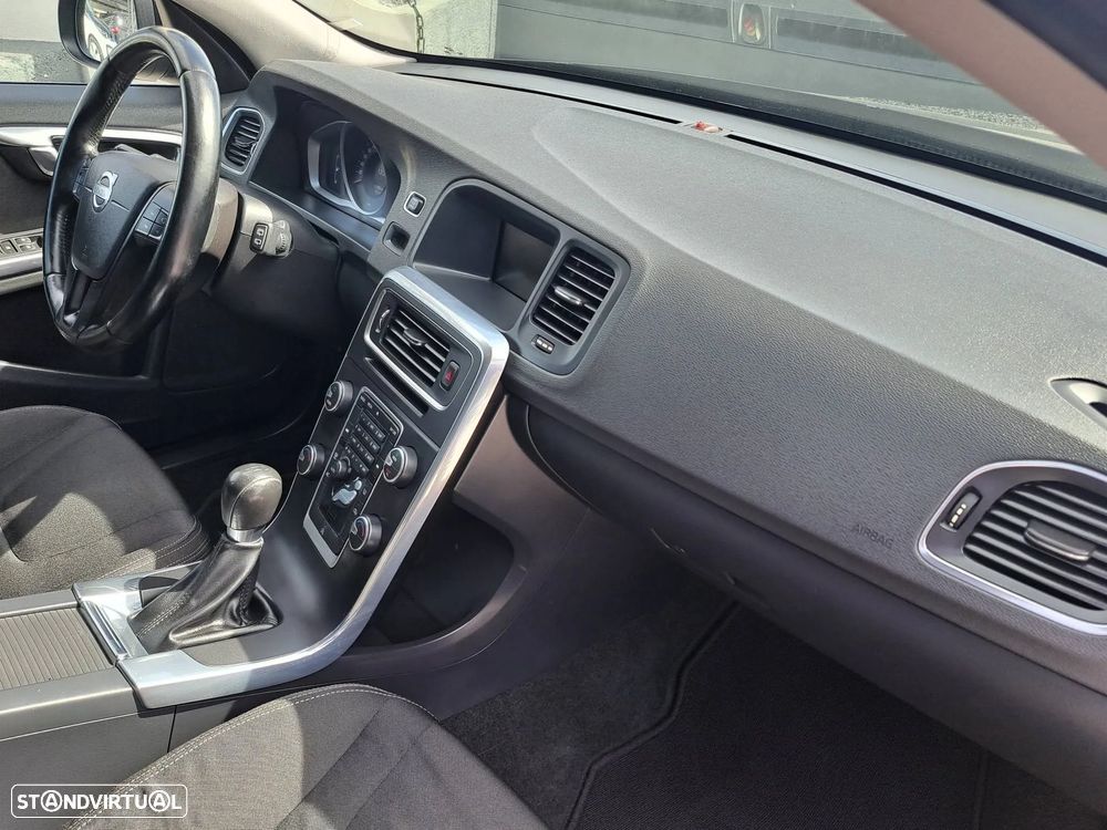 Volvo V60 1.6 D2 Drive Kinetic Start/Stop - 21