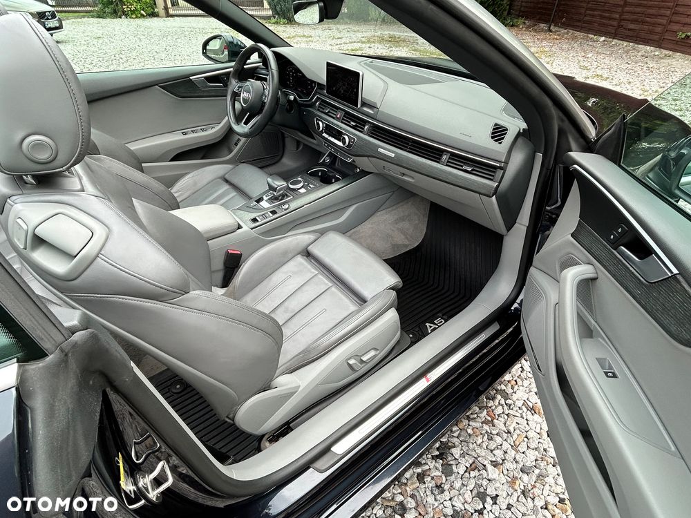Audi A5 Cabrio - 28