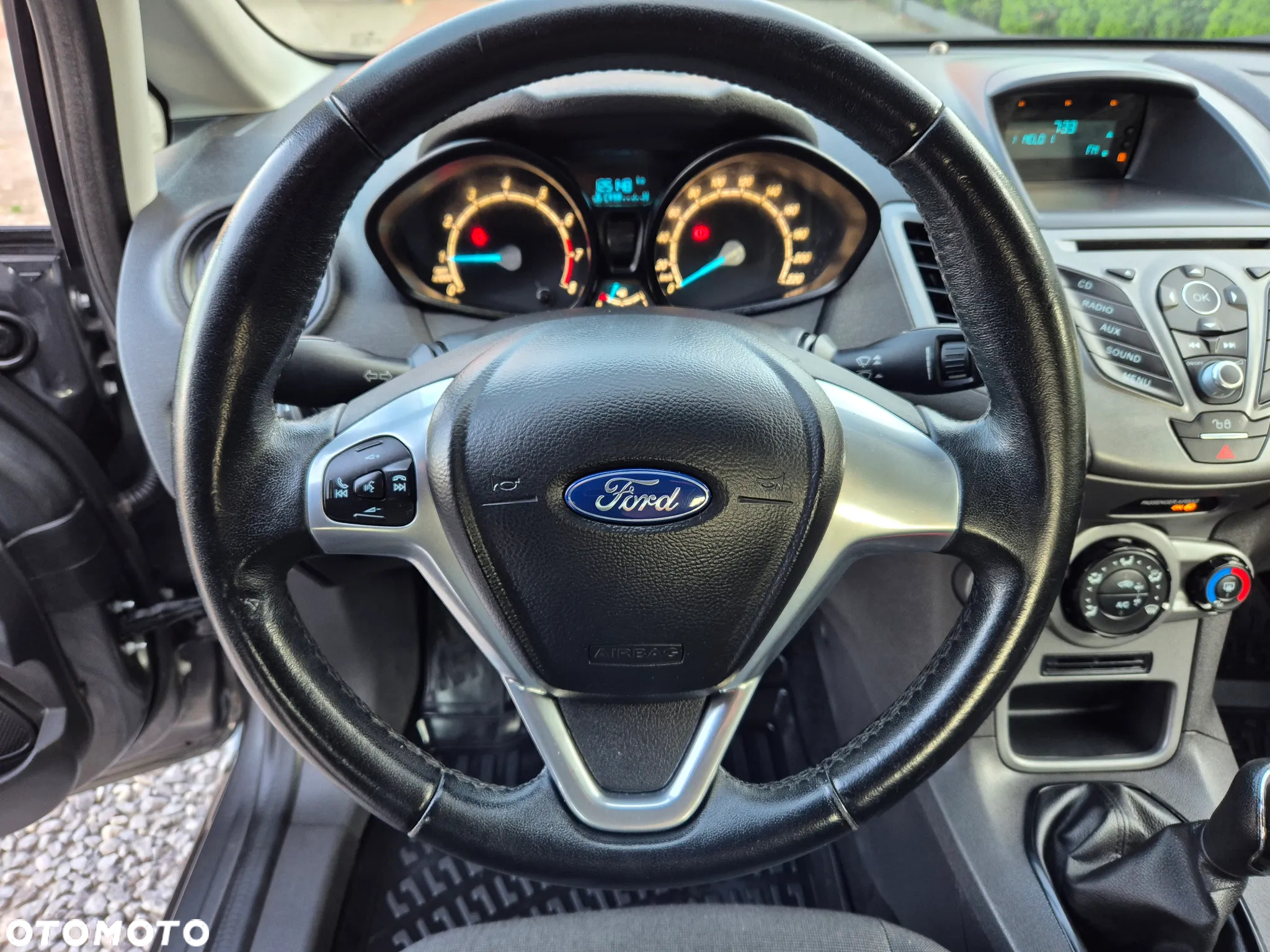 Ford Fiesta 1.25 Celebration - 24