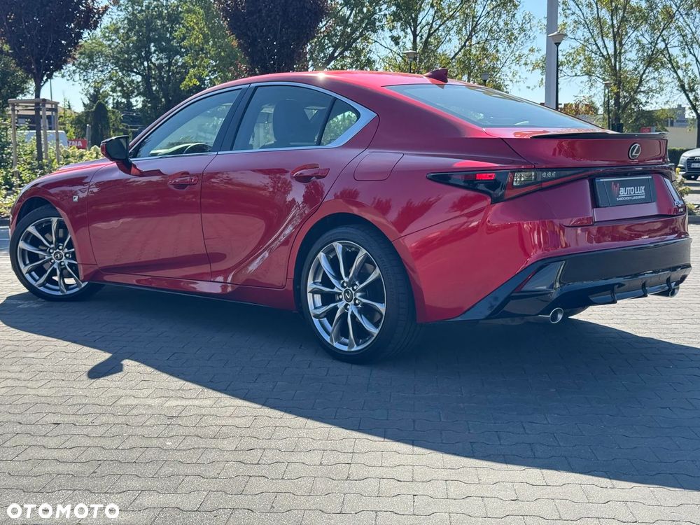 Lexus IS - 3