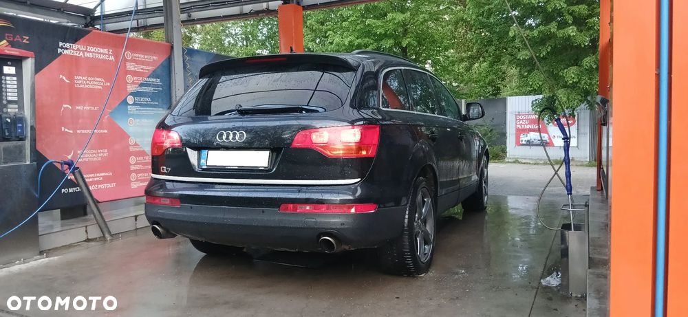 Audi Q7 - 2