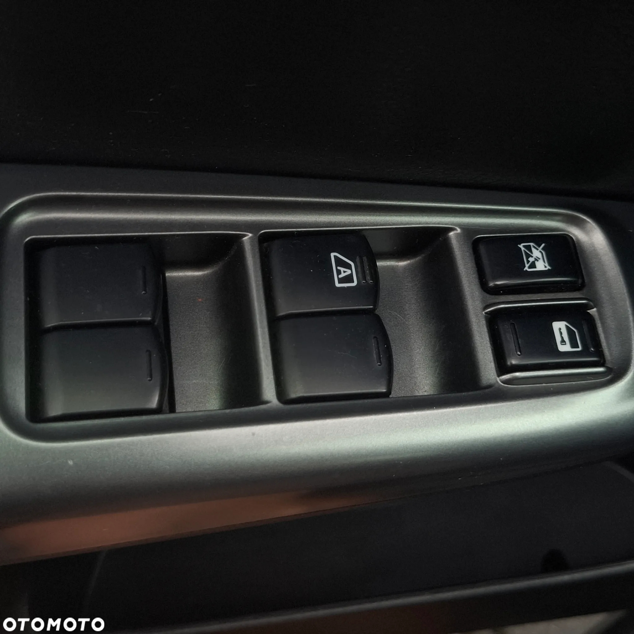 Subaru Impreza 2.0D XV - 23