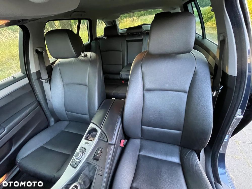 BMW Seria 5 520d Efficient Dynamics - 12