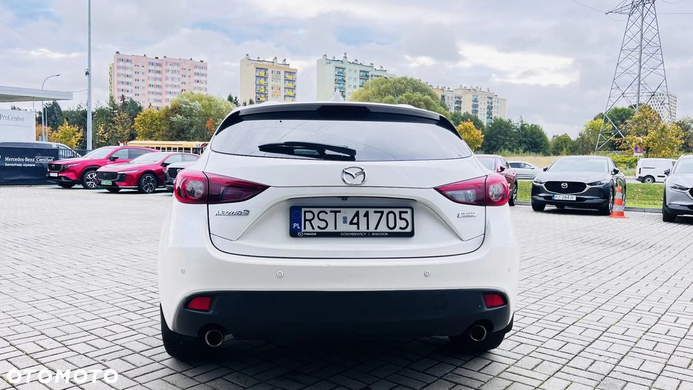Mazda 3 2016 photo 4