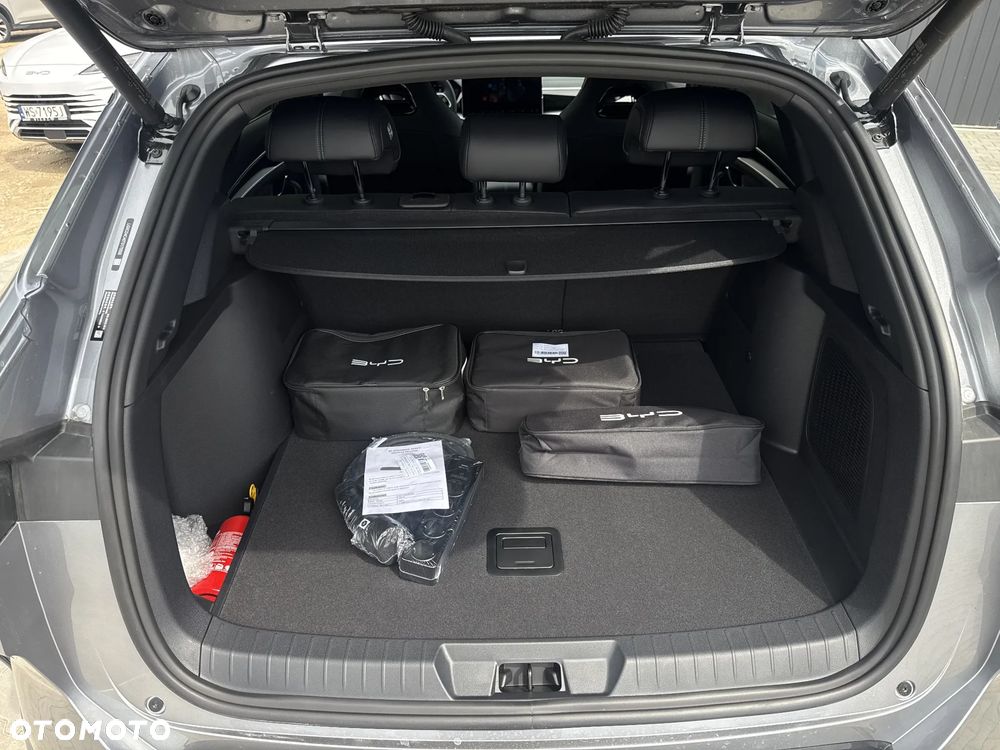 BYD Seal U - 32