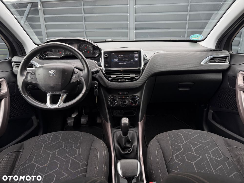Peugeot 2008 - 9