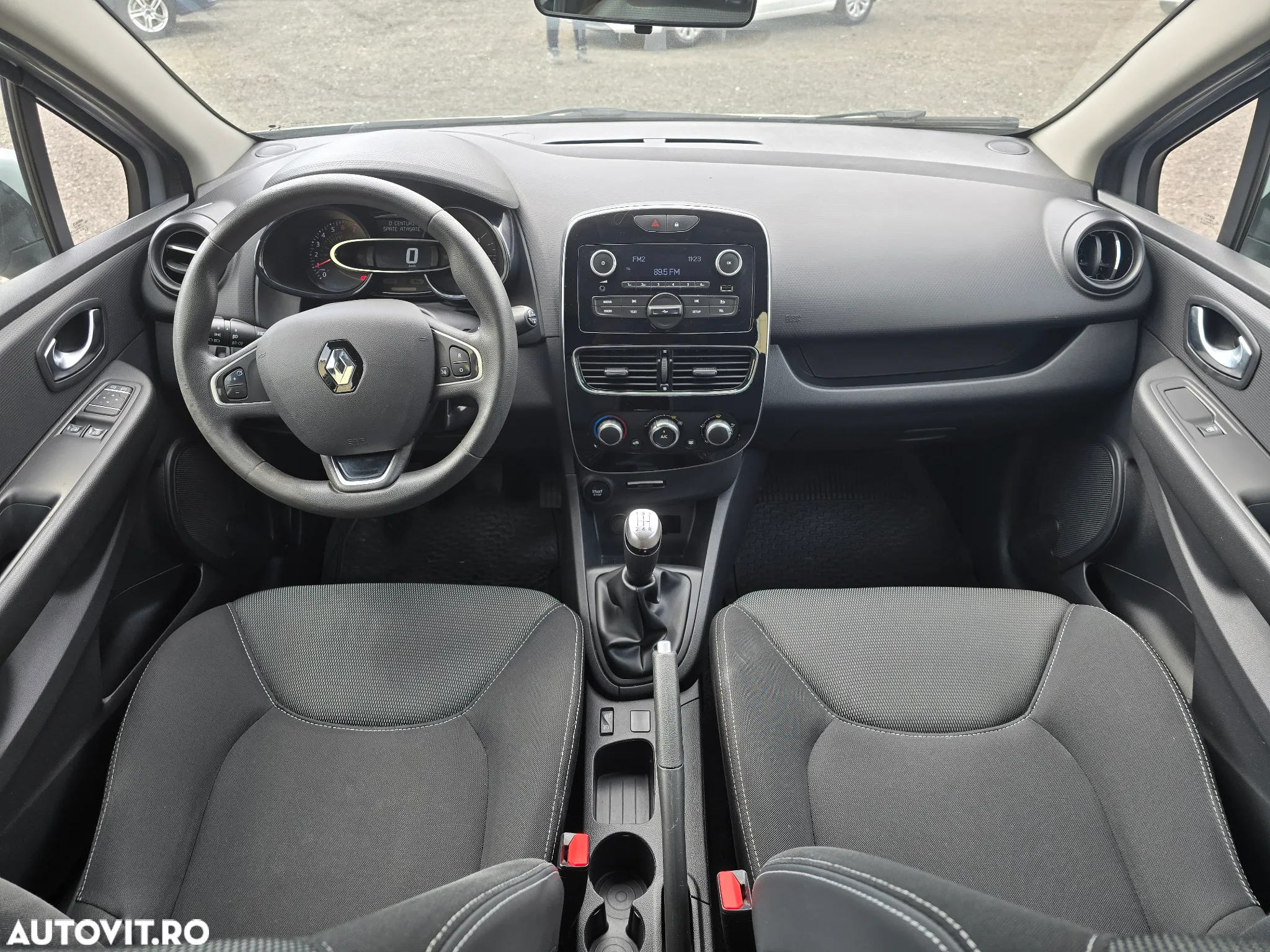Renault Clio IV TCe Life - 12