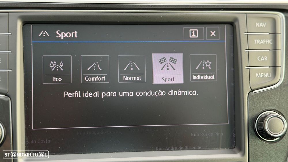 VW Tiguan 2.0 TDI R-Line DSG 4Motion - 19