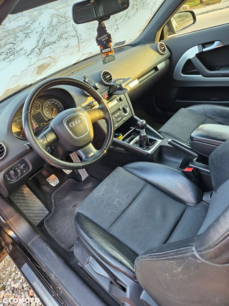 Audi A3 2.0T FSI Quattro Ambition - 10