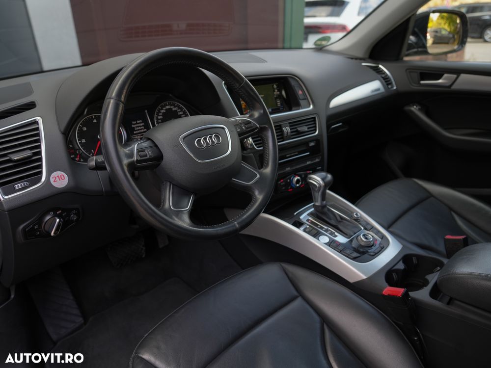 Audi Q5 2.0 TDI Quattro S tronic Design - 12