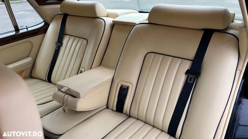 Rolls-Royce Silver Spur - 8