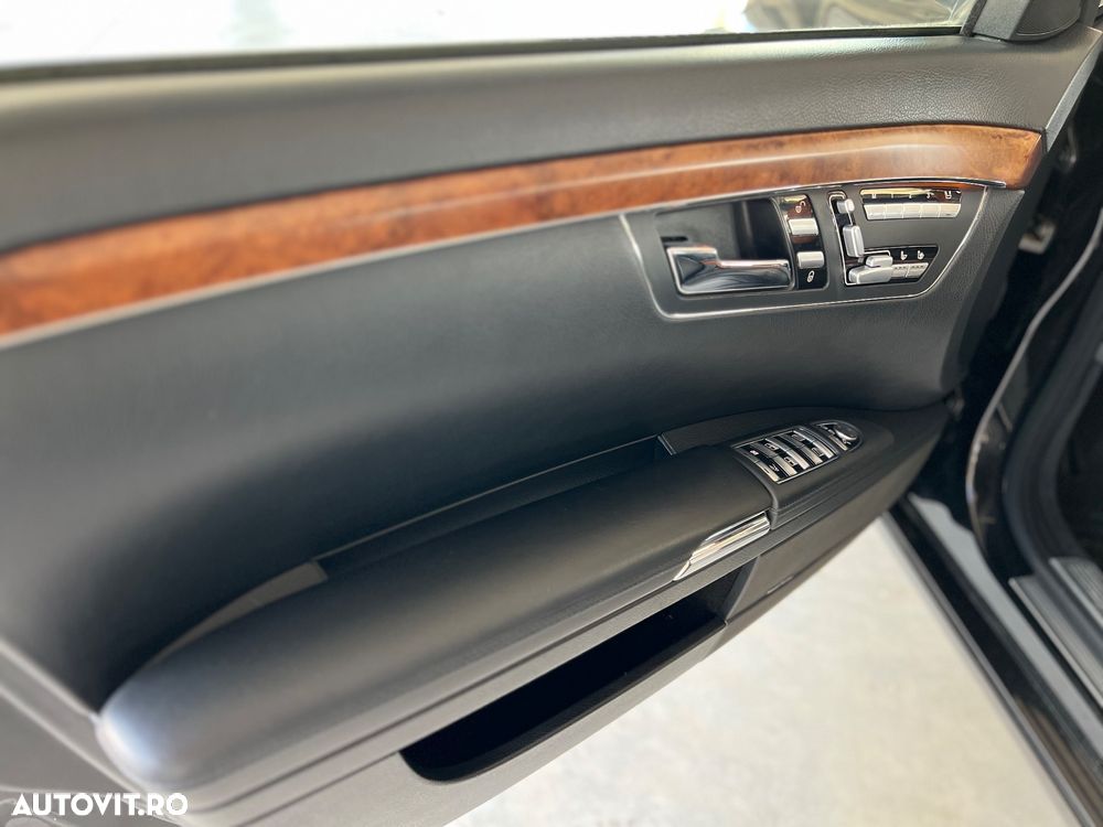 Mercedes-Benz S 500 Long 4-Matic Aut - 29