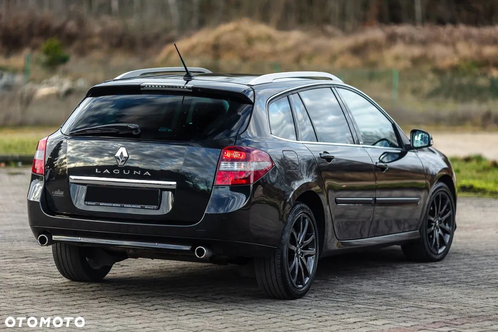 Renault Laguna dCi 175 FAP Initiale - 16