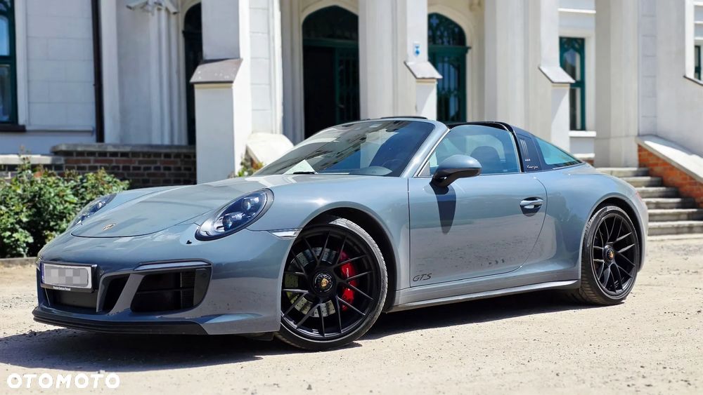 Porsche 911 Targa 4 GTS PDK - 10