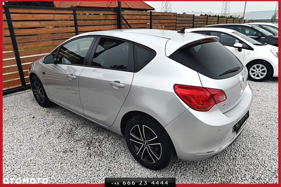 Opel Astra 1.4 T Sport S&S - 10