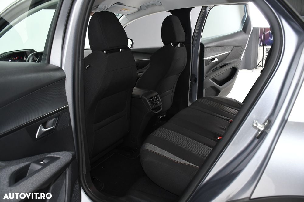 Peugeot 3008 1.5 BlueHDI S&S EAT8 Active - 13