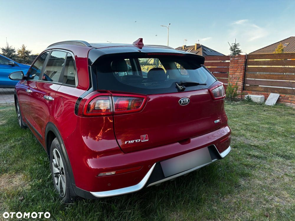 Kia Niro 1.6 GDI Hybrid M - 4