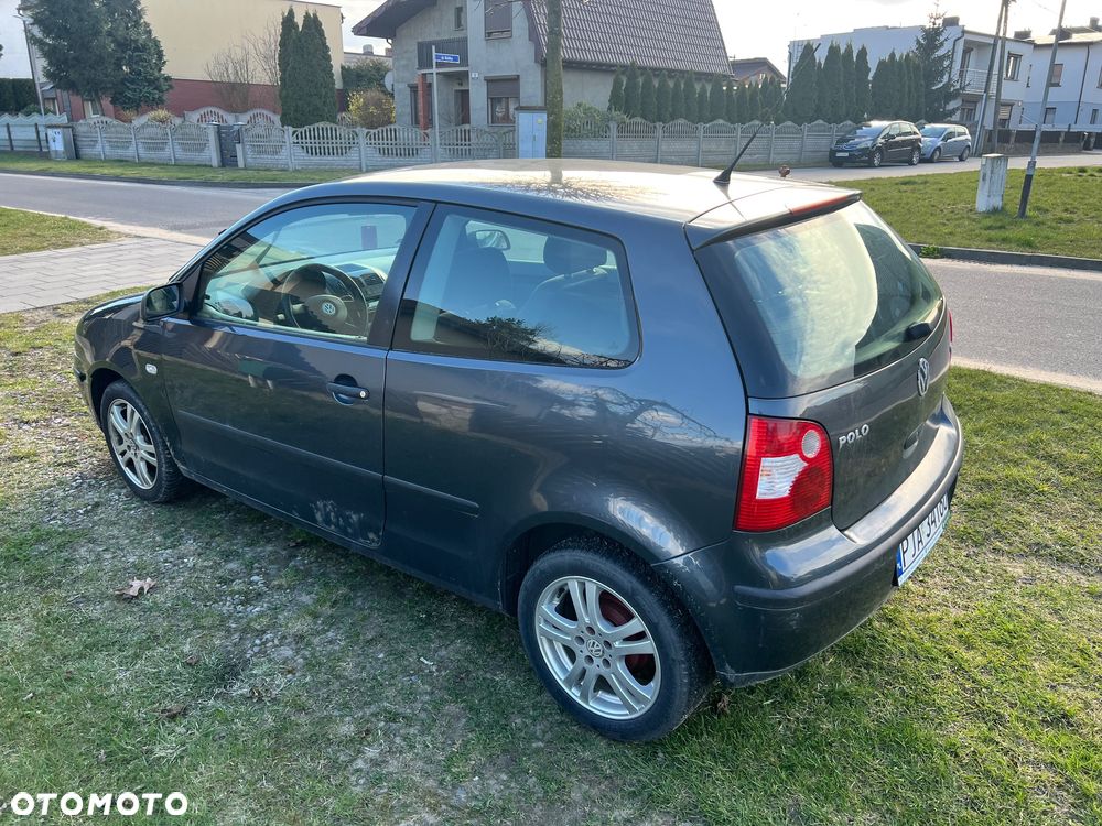 Volkswagen Polo 1.2 12V Comfortline - 4