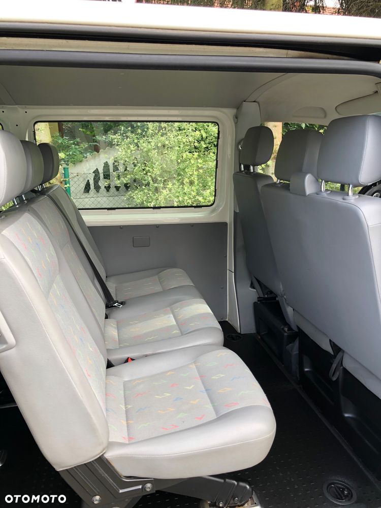 Volkswagen Transporter - 14