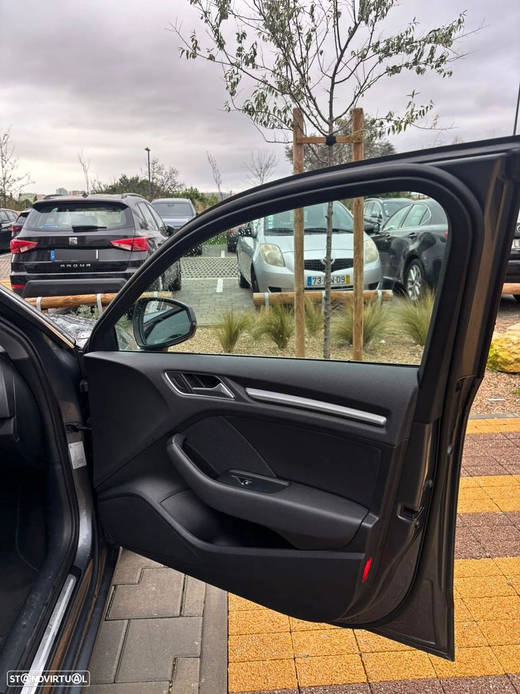 Audi A3 Sportback 1.6 TDI Design - 11