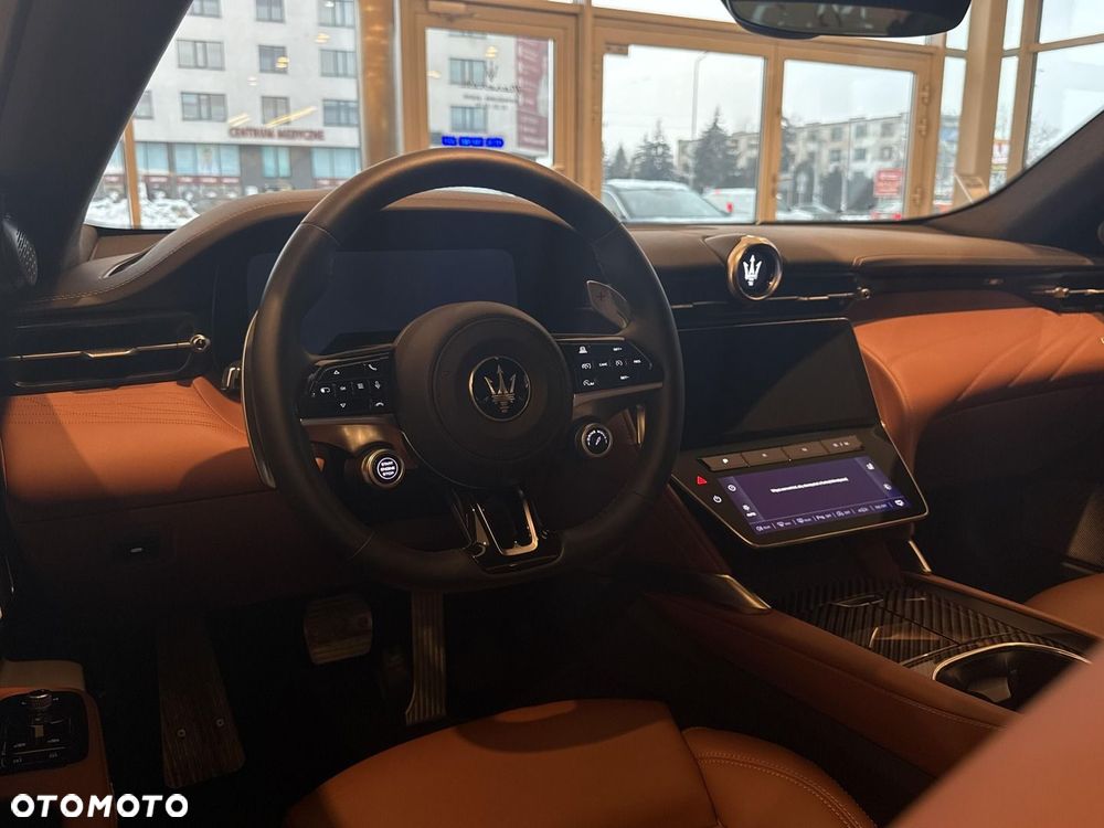 Maserati GranTurismo - 16