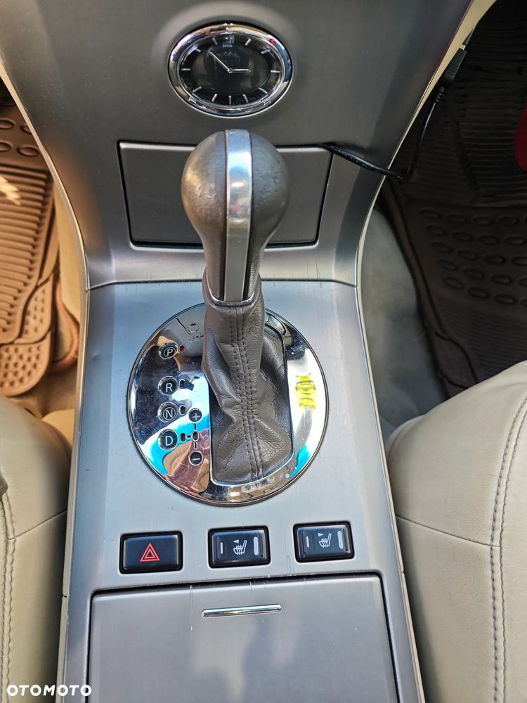 Infiniti FX FX35 - 9