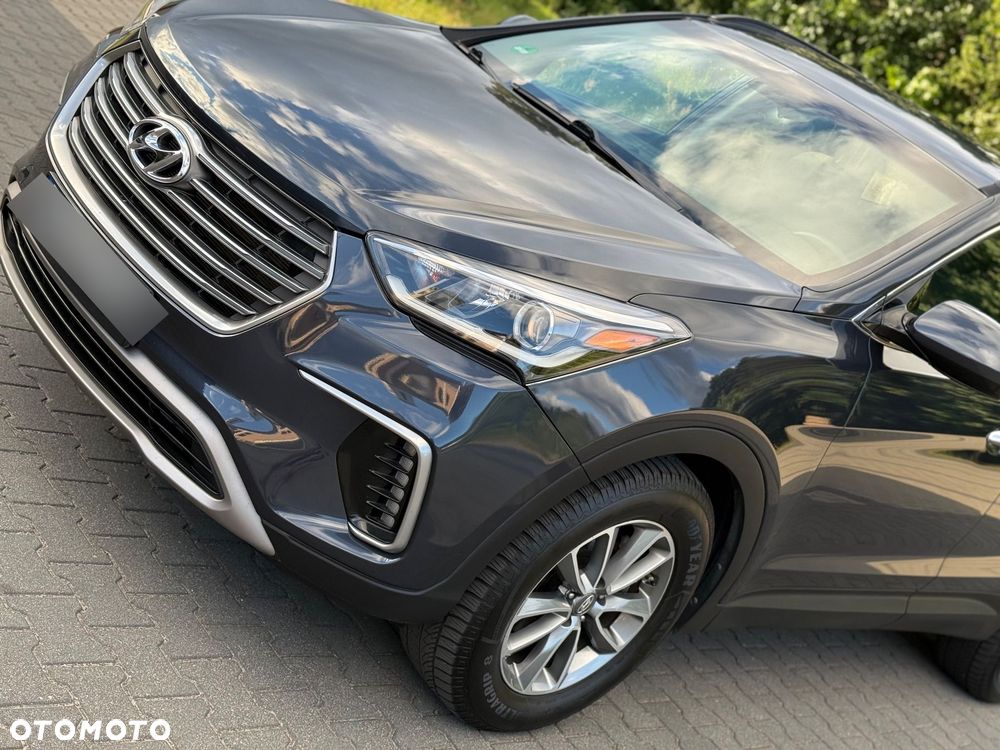 Hyundai Santa Fe - 2