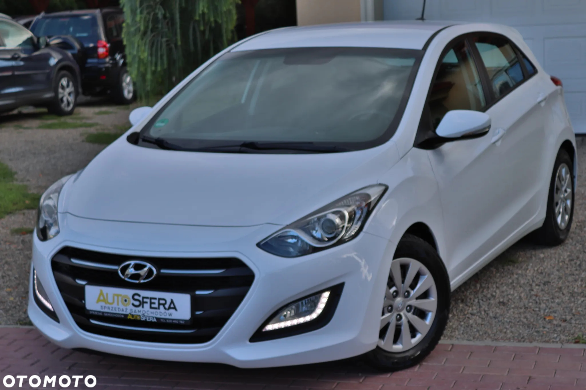 Hyundai i30 blue 1.4 Trend - 2