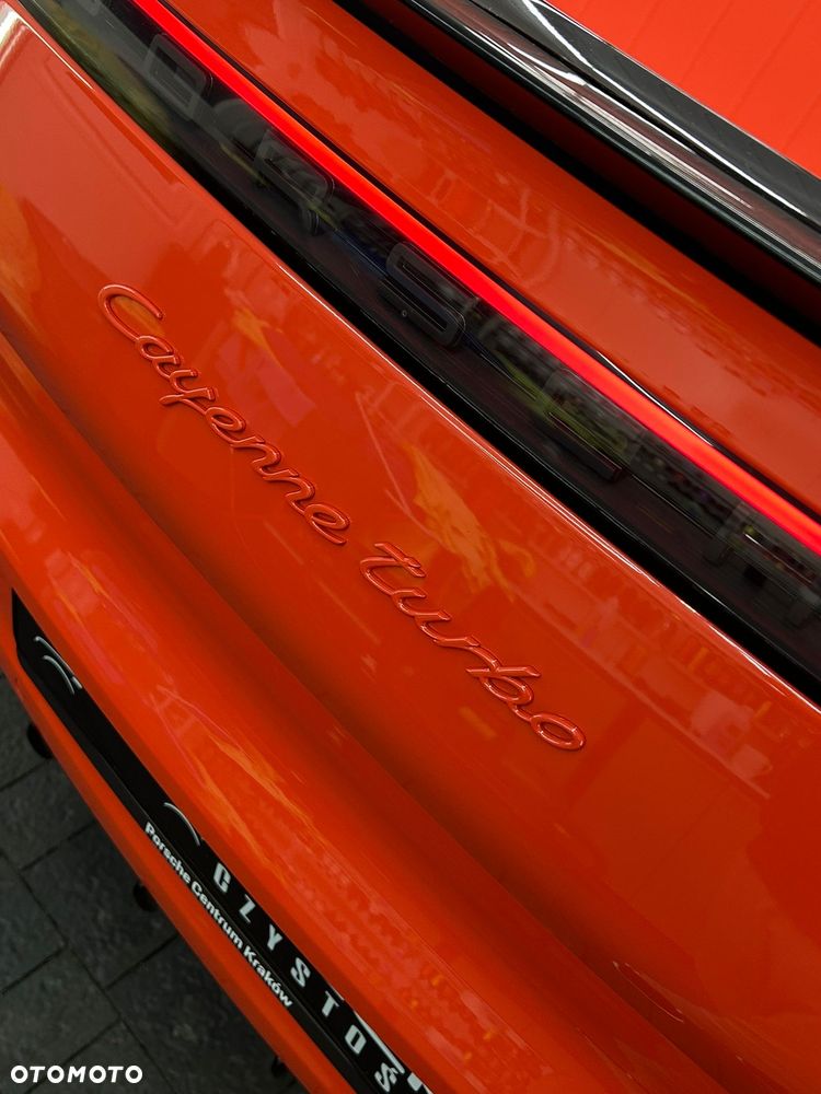 Porsche Cayenne - 14