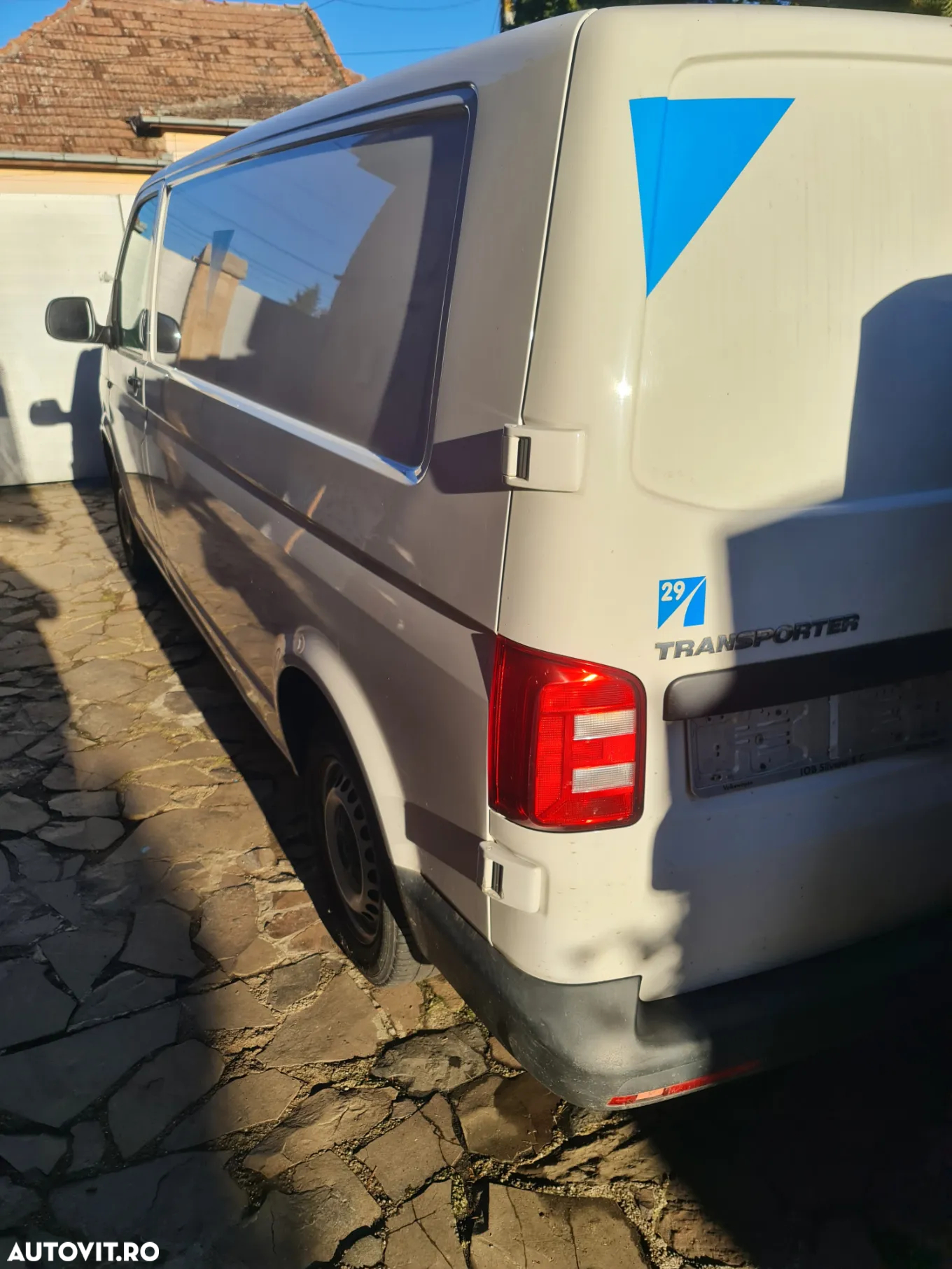 Volkswagen Transporter - 3
