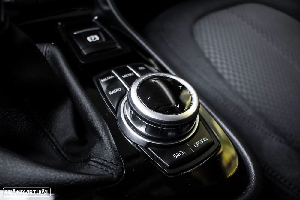 BMW 216 Active Tourer d Advantage - 19