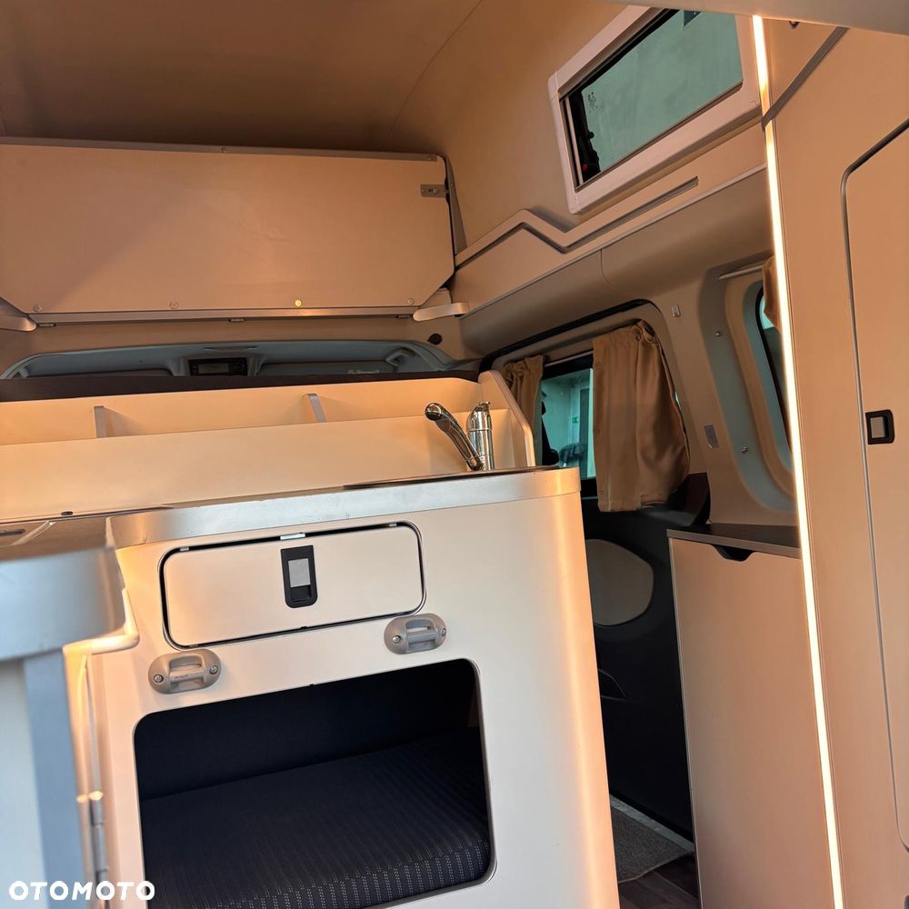 Westfalia Nugget ford transit custom california - 17