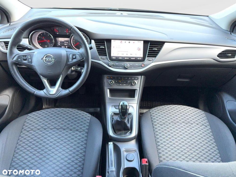 Opel Astra - 21