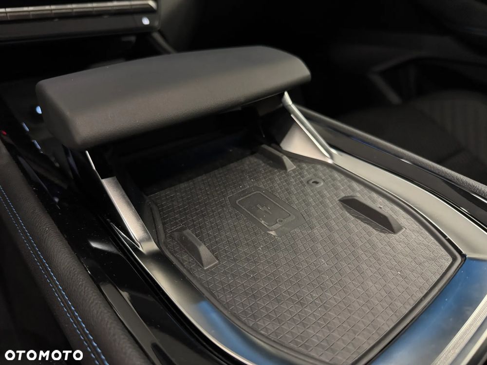 Renault Austral 1.3 TCe mHEV Esprit Alpine - 22