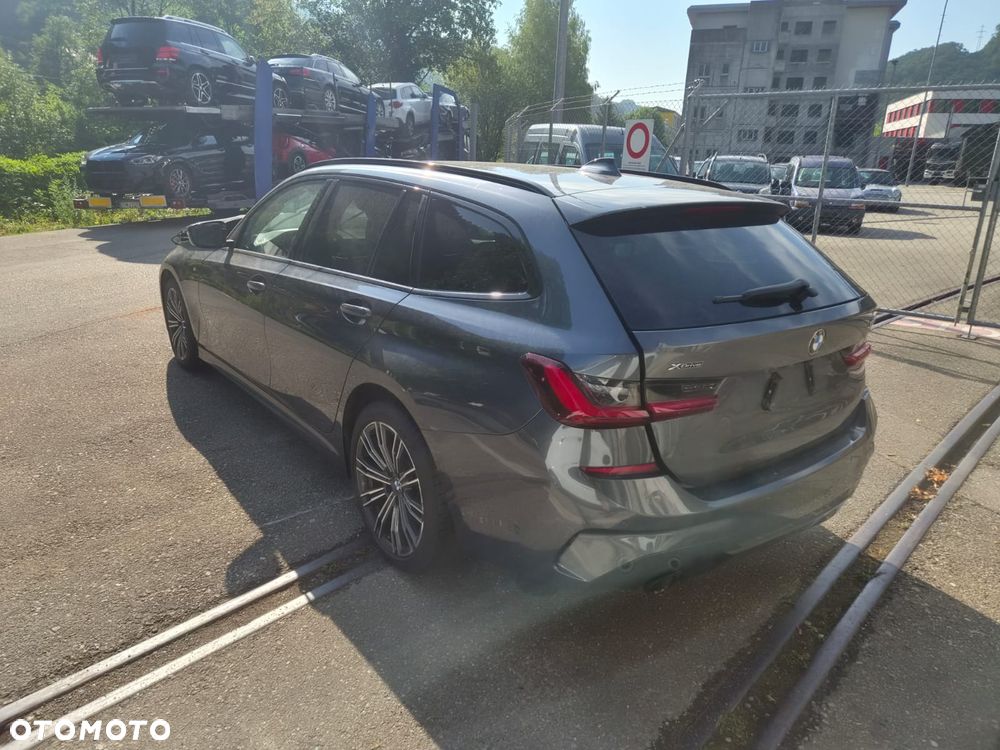 BMW Seria 3 320d xDrive M Sport sport - 1
