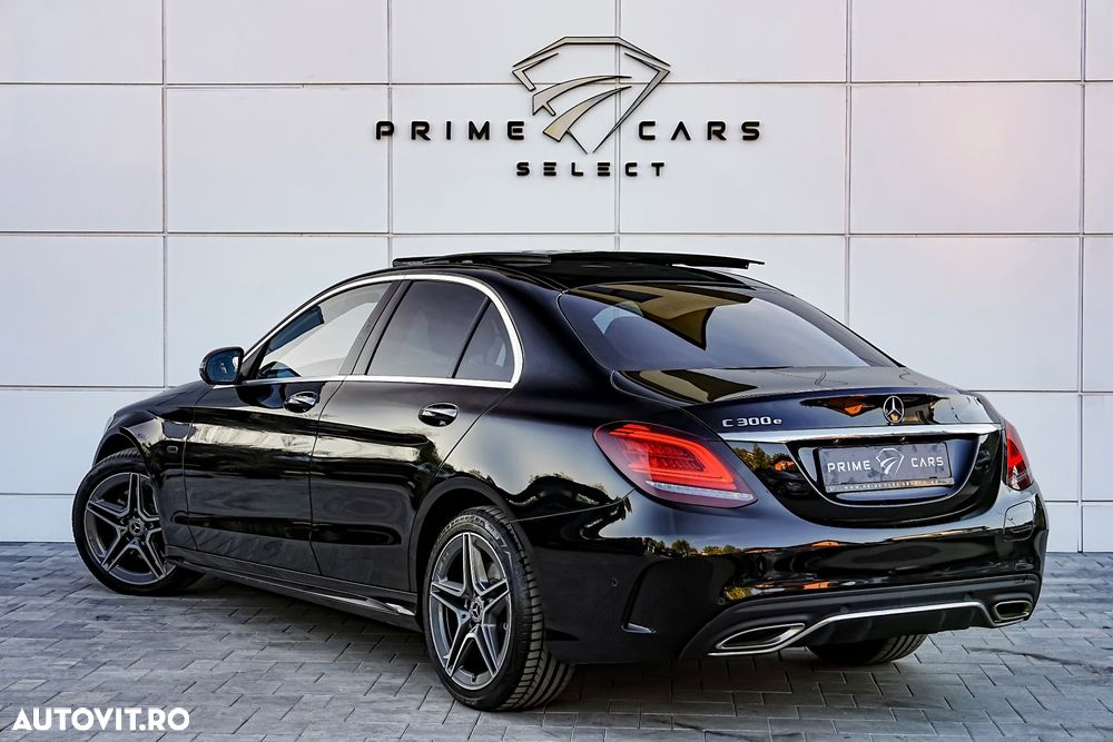 Mercedes-Benz C 300 e 9G-TRONIC AMG Line - 9