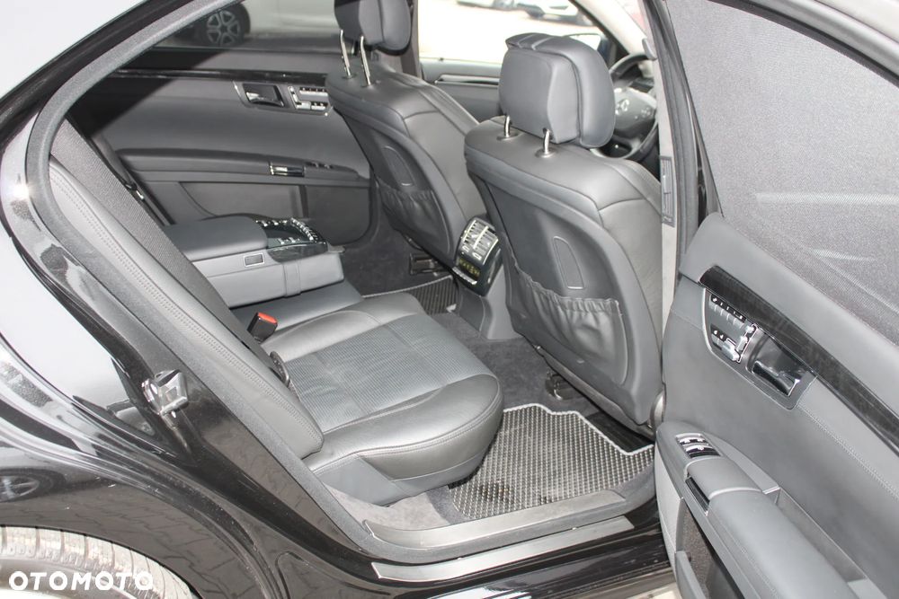 Mercedes-Benz Klasa S 63 AMG L 7G-TRONIC - 30