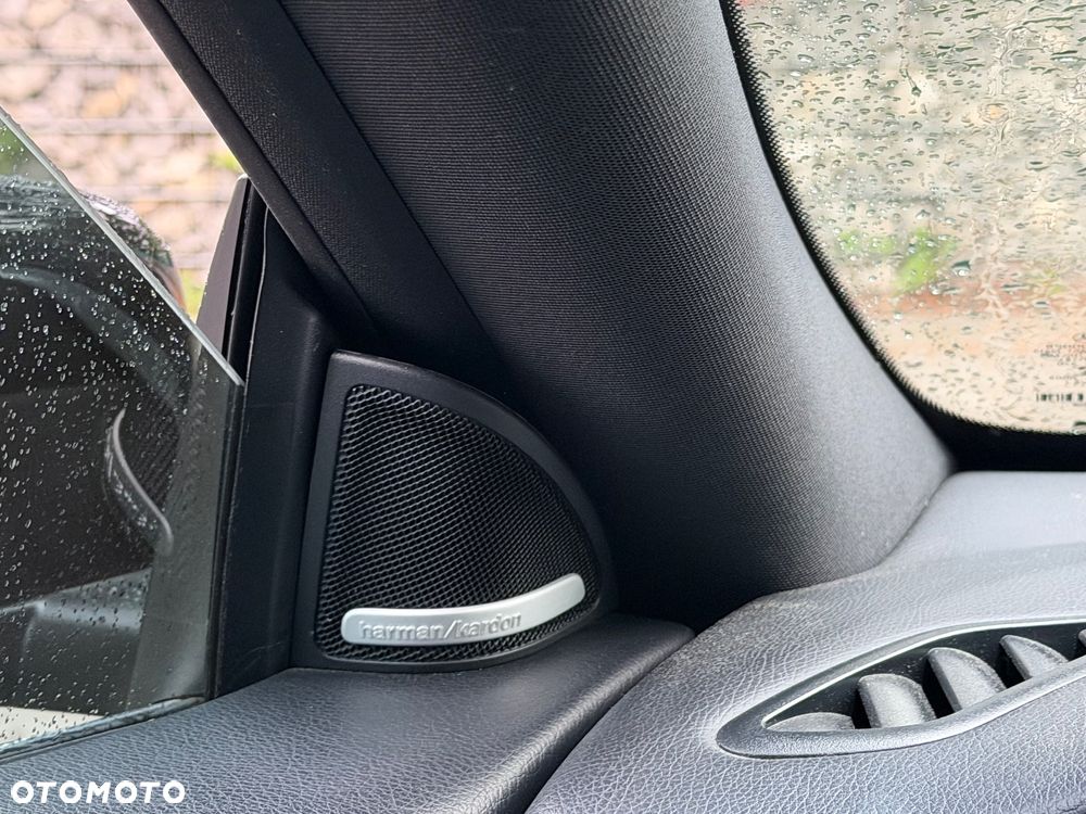 Mercedes-Benz CLA 250 4Matic 7G-DCT AMG Line - 15