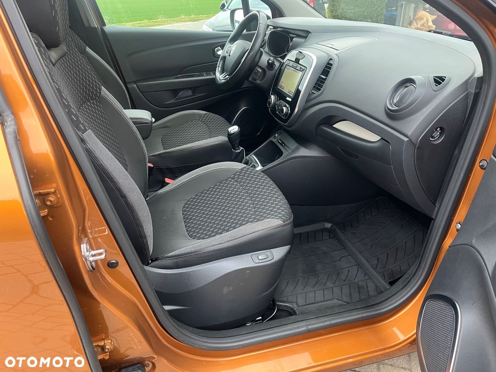 Renault Captur - 31